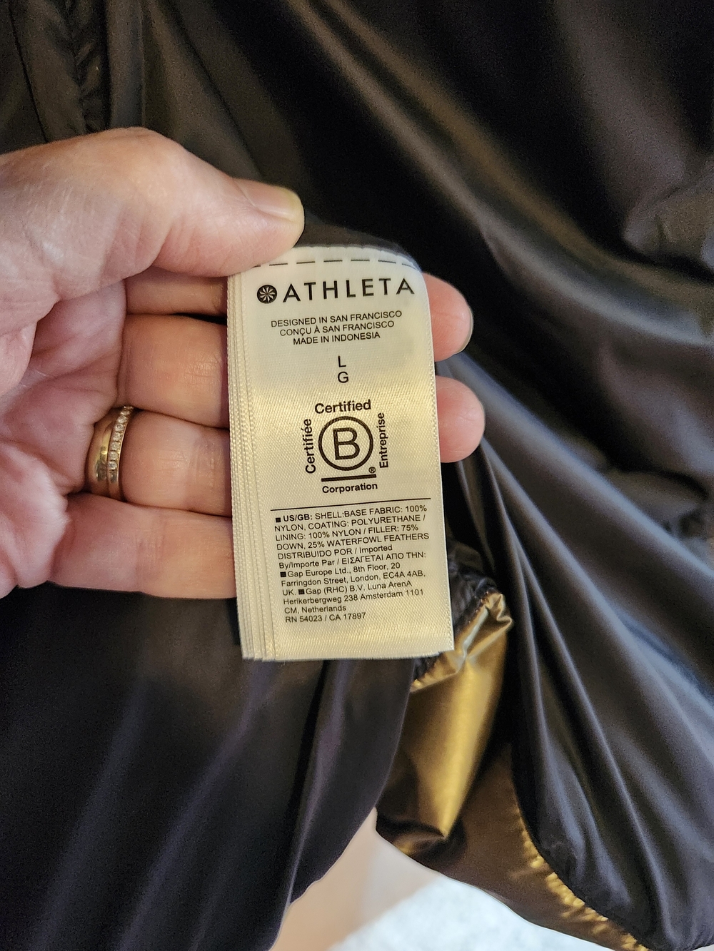Athleta Metallic Gold/Olive Puffer Vest In LARGE - Picture 5 of 7